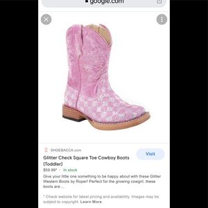 Toddler Roper cowboy/girl boots. Perfect condition and easy put on with zipper.